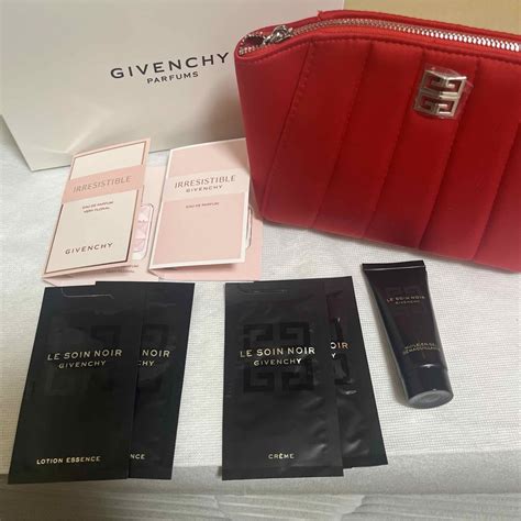 givenchy ポーチ